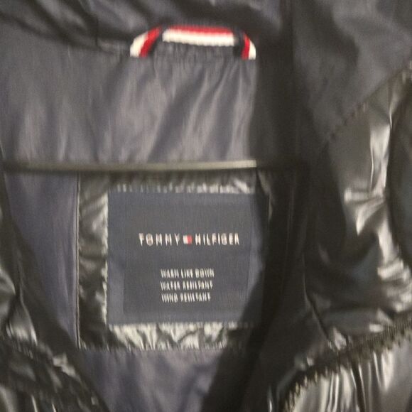 Tommy Hilfiger Shiny Black Puffer Coat - Picture 4 of 7
